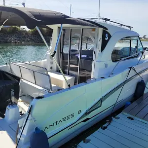 2023 Beneteau Antares 8