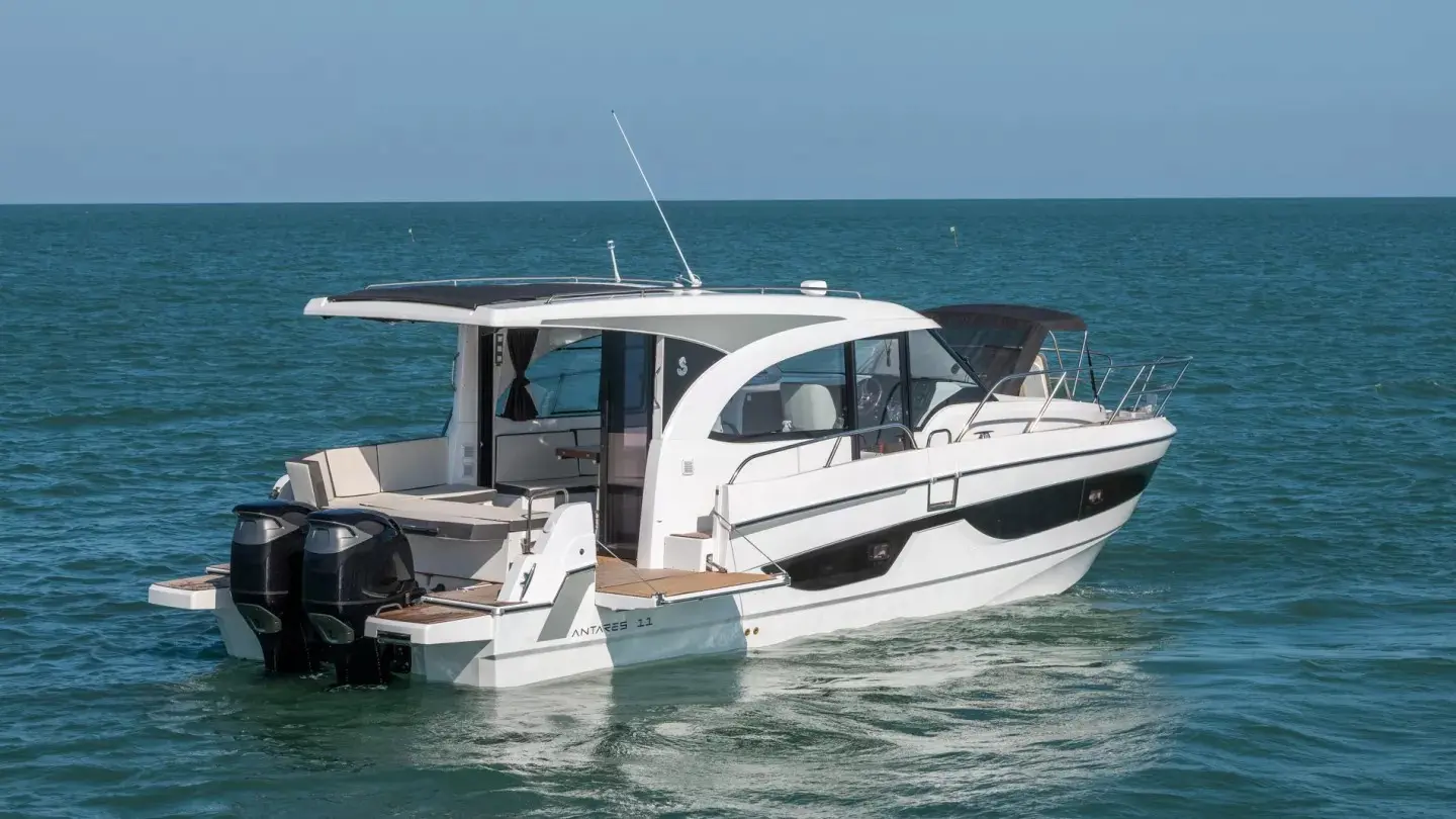 2025 Beneteau antares 11 coupe