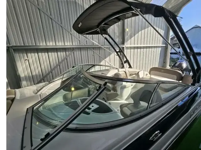 Crownline 260SS