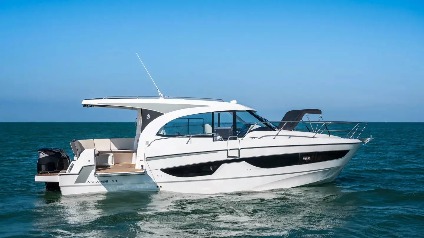 2025 Beneteau antares 11 coupe