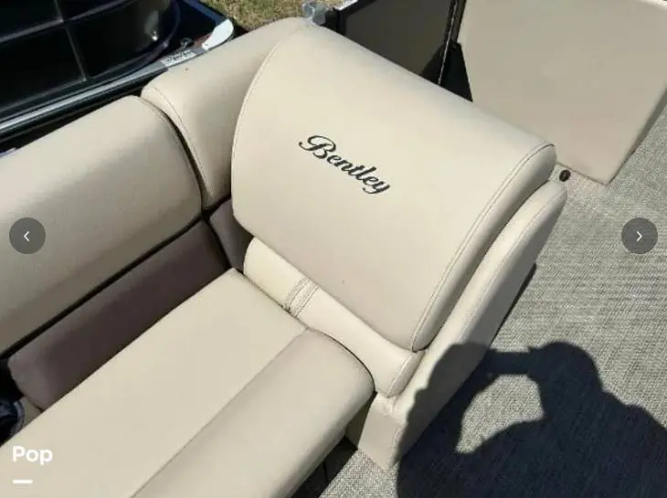 2019 Bentley 240 cruise se