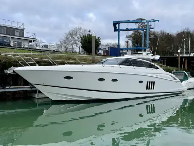 Princess V62