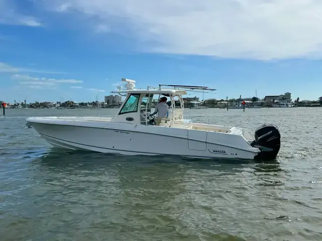 Boston Whaler 350 Outrage