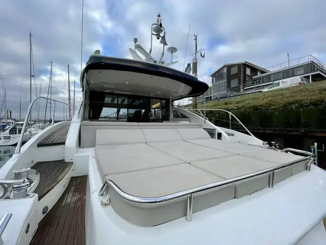 Princess V62