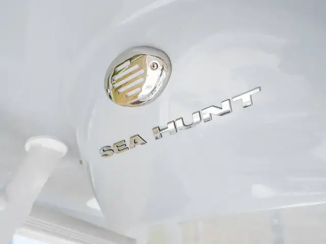 Sea Hunt Ultra 219