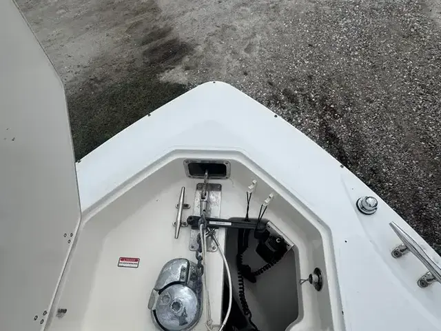 Boston Whaler 320 Outrage