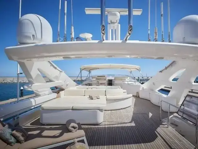 Ferretti Yachts CAMARIK