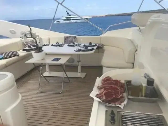 Ferretti Yachts CAMARIK