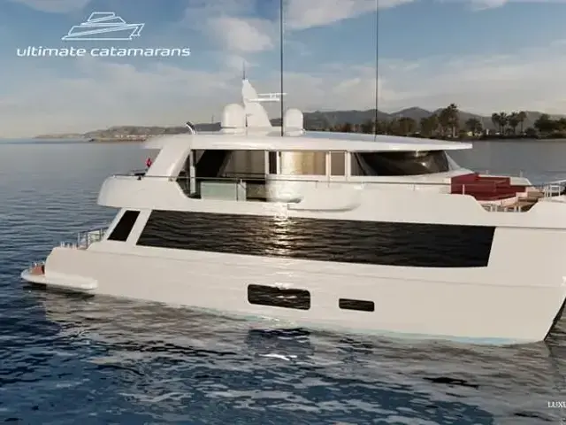 Ultimate Catamarans Spaceline 88T