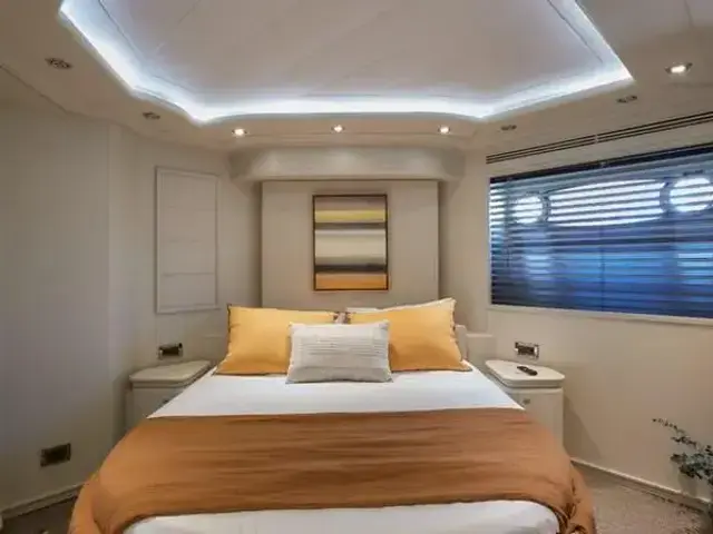 Ferretti Yachts CAMARIK