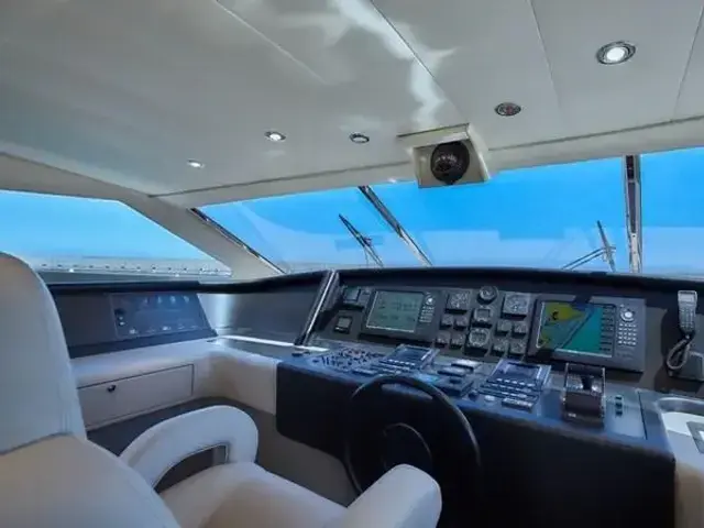 Ferretti Yachts CAMARIK