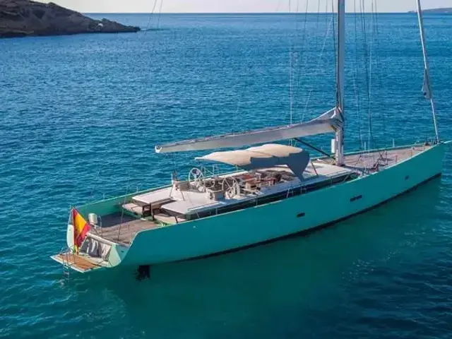 Y Yachts PEREGRIN