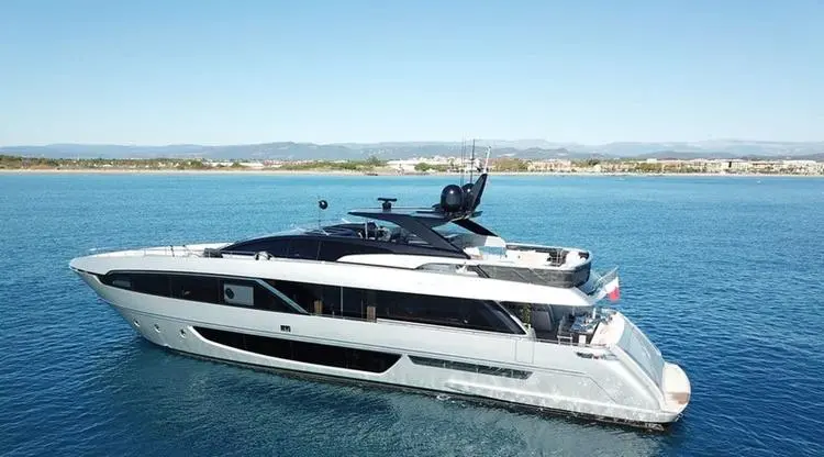 2021 Riva basilic