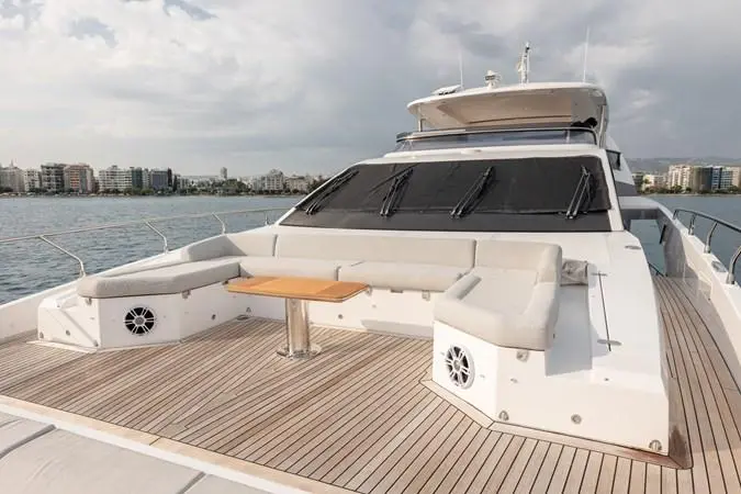 2018 Azimut cloudy bay