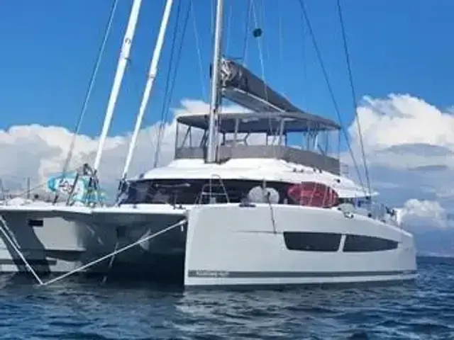 Fountaine Pajot Samana 59