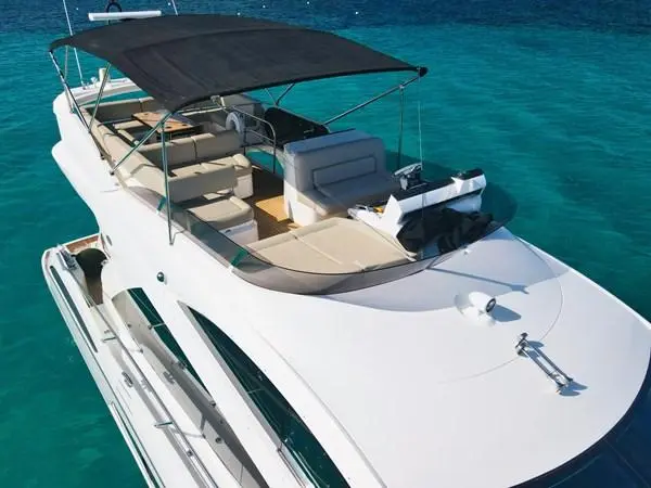 2015 Sunseeker the office