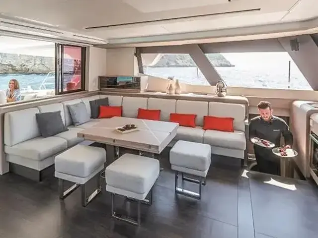 Fountaine Pajot Samana 59