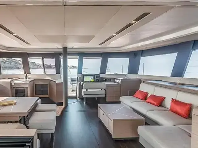 Fountaine Pajot Samana 59