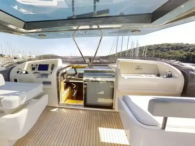 Ferretti Yachts 960