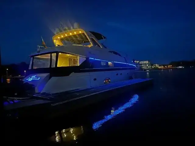 Conam 65 flybridge