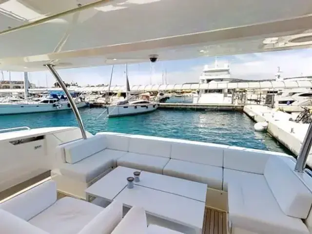 Ferretti Yachts 960