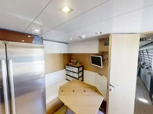 Ferretti Yachts 960