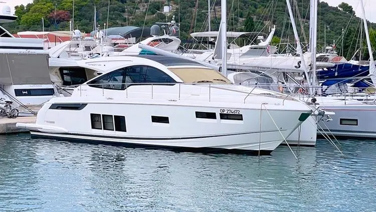 2014 Fairline you and i