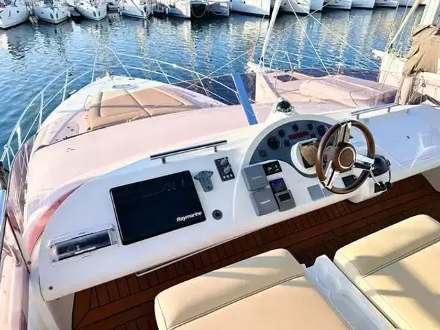 Fairline LUNA IV