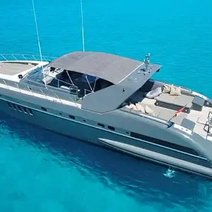 2004 Mangusta 80