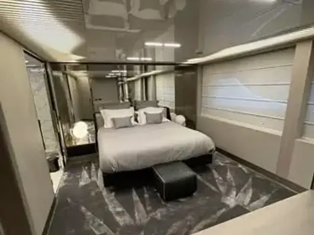 Ferretti Yachts 850