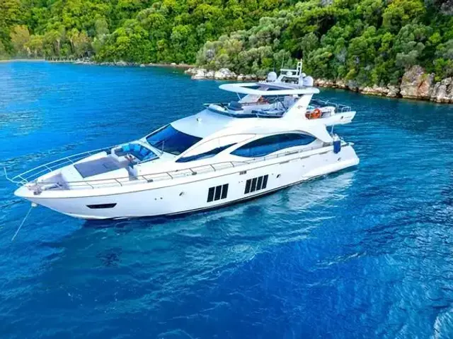 Azimut HUBO