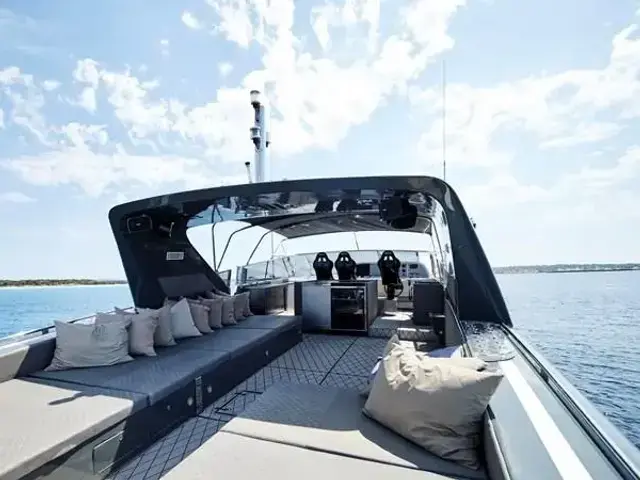 Mangusta 80