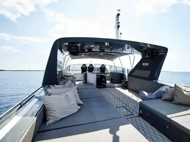 Mangusta 80