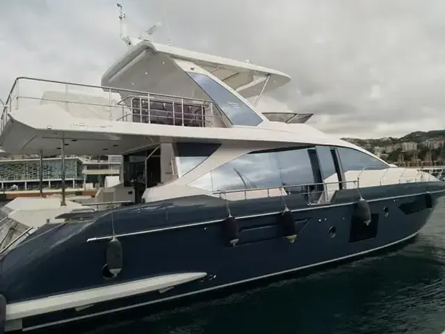 Azimut CELEBRATE LIFE