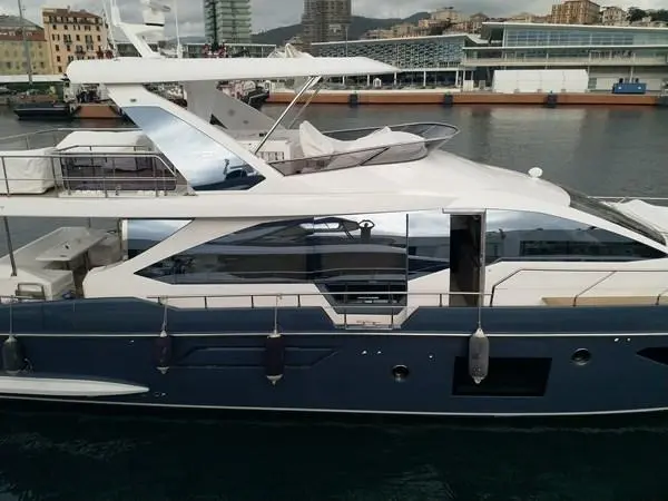 2022 Azimut celebrate life