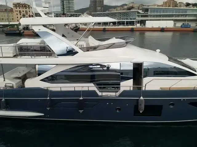 Azimut CELEBRATE LIFE