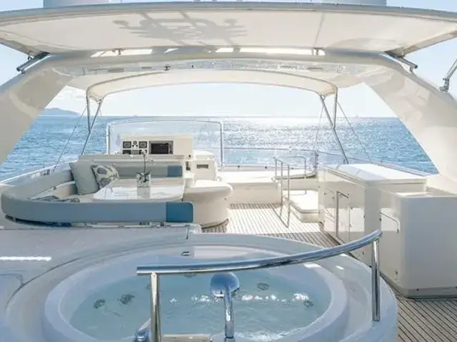 Ferretti Yachts LADY HELENA