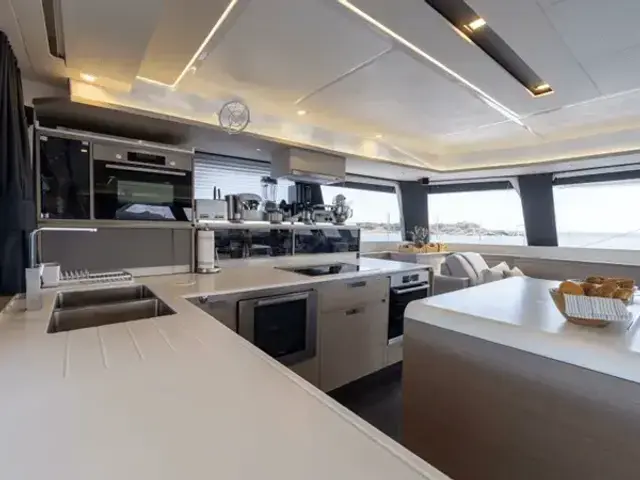 Fountaine Pajot Alegria 67