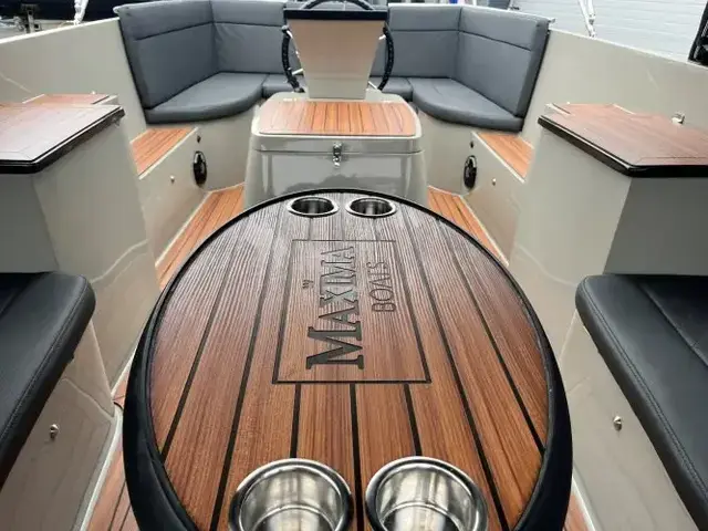 Maxima Boats 730I met Vetus 52 pk dieselmotor van bouwjaar 2021 op voorraad!