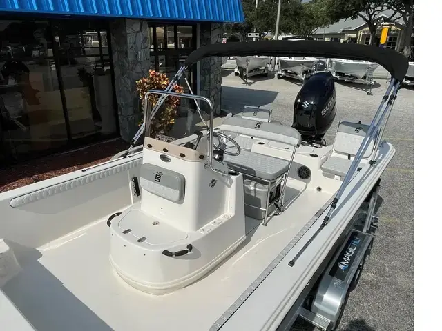 Carolina Skiff 21LS