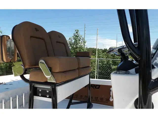 Sea Pro 230 DLX BAY