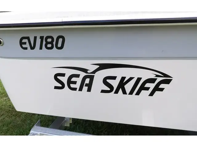 Carolina Skiff EV 180 Sea Skiff