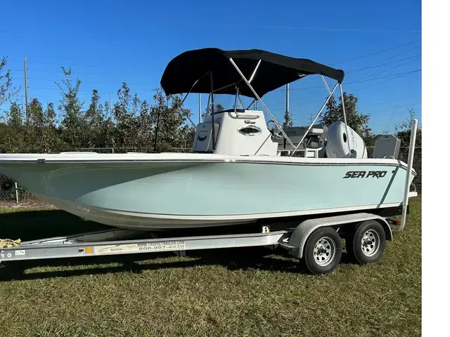 Sea Pro 202 Deep-V