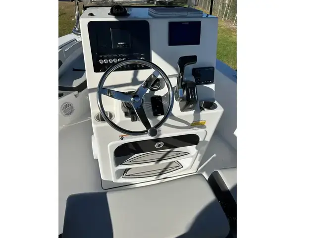 Sea Pro 202 Deep-V