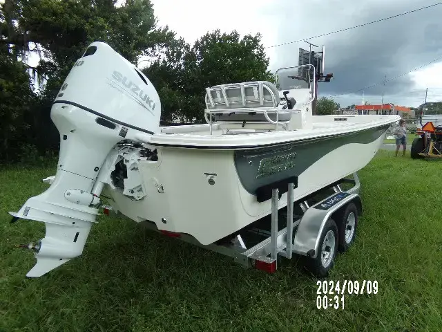 Carolina Skiff 21LS