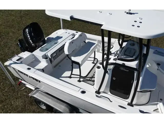 Sea Pro 222 Deep-V