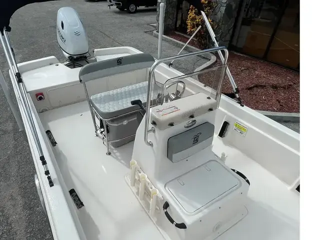 Carolina Skiff E 21 DLX CC