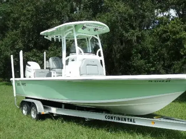 Sea Pro 248 DLX Bay