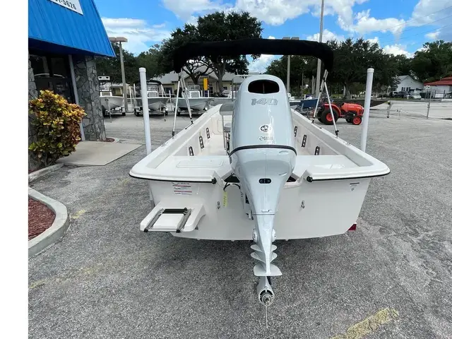 Carolina Skiff E 21 DLX CC