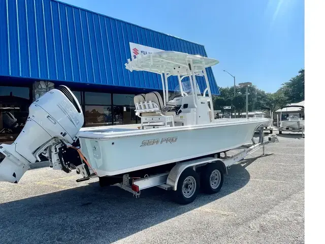 Sea Pro 250 DLX BAY